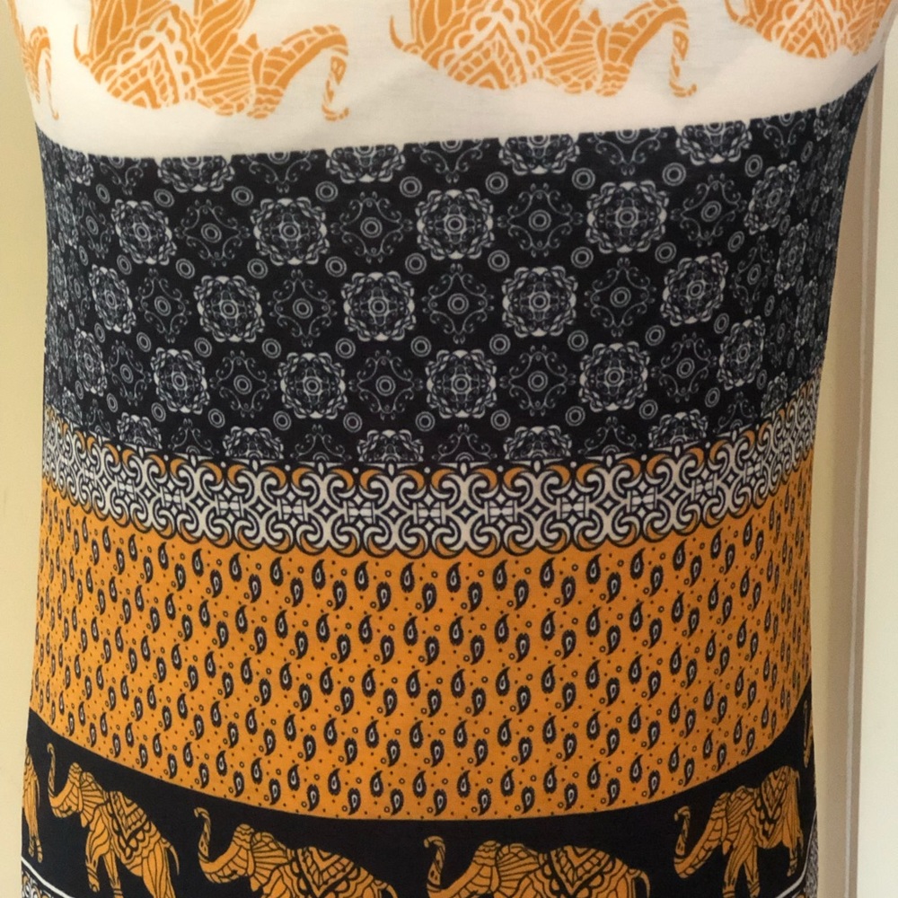Elephant print maxi dress! - Picture 2 of 3